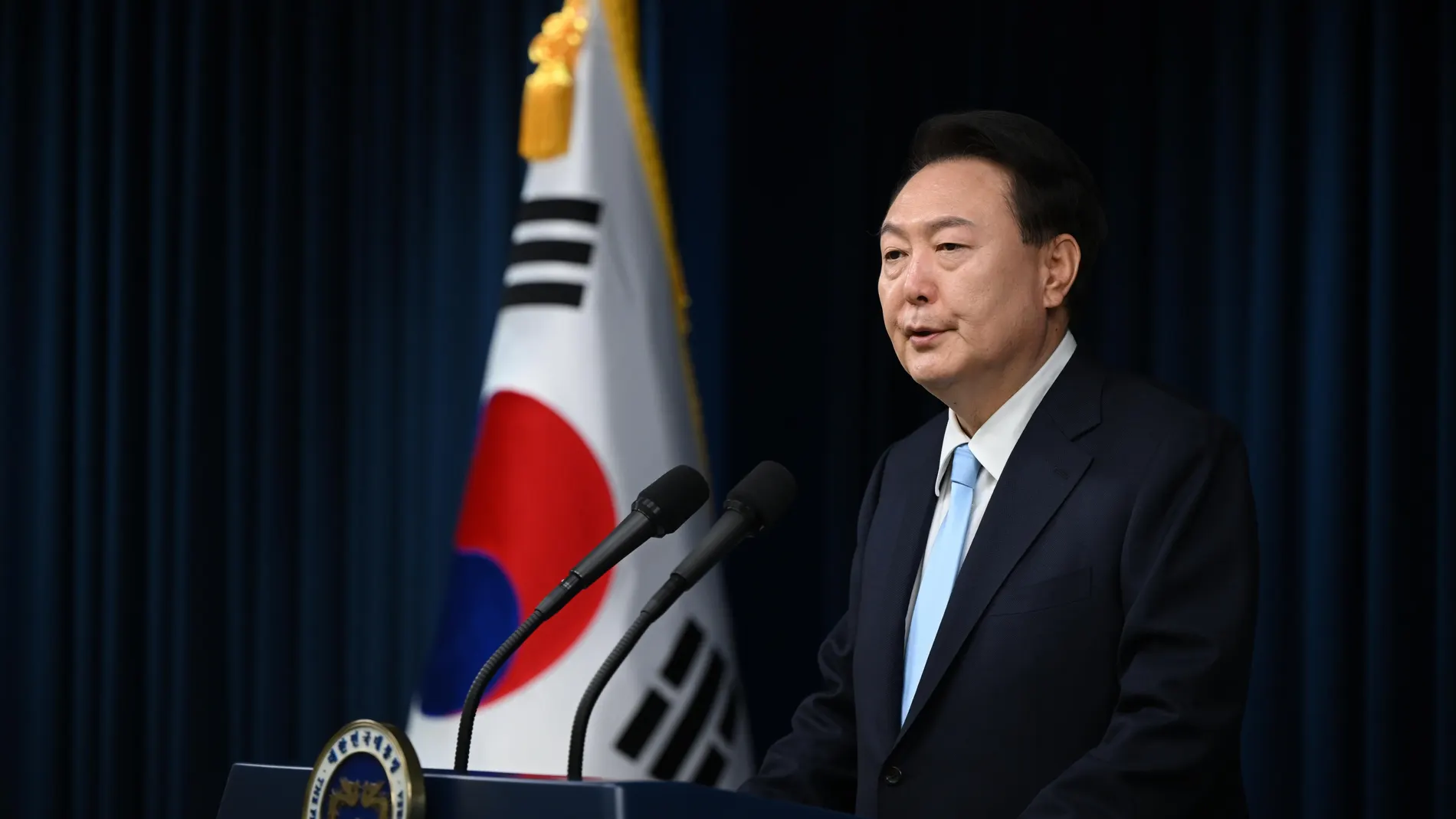 Ley Marcial en Corea del Sur: Presidente Yoon Suk-yeol Declara Emergencia Nacional